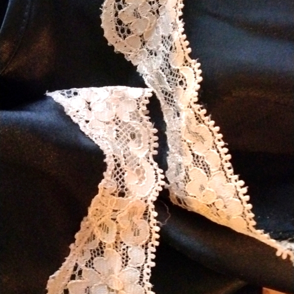 🌹 VICTORIA SECRET LINGERIE 🌹 - Picture 5 of 5